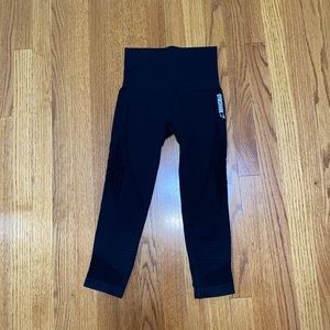 Gymshark Energy Seamless Cropped Leggings- Black